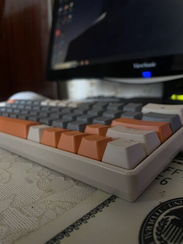 Digər kompüter aksesuarları: 🔴 V500 Mechanical Keyboard – Red Switch 🔹 Qırmızı switch – səssiz və -da lalafo.az — 6 Digər kompüter aksesuarları: 🔴 V500 Mechanical Keyboard – Red Switch 🔹 Qırmızı switch – səssiz və — 6