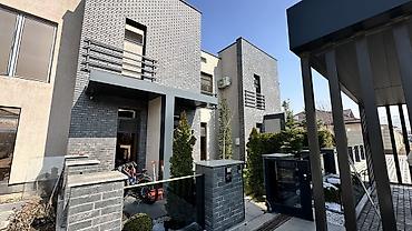 Продажа таунхаусов: Продается Таунхаус В закрытом коттеджном городке "БРАВО" - Участок — 1