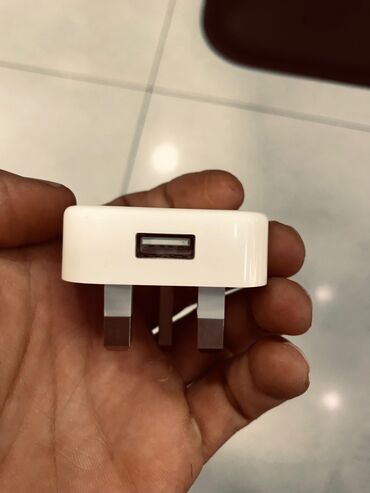 купить кнопочный телефон в баку: Adapter Apple, 12 Vt, Yeni