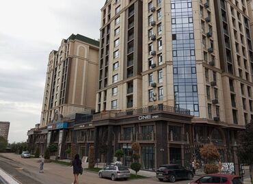 недвижимость в карабалта 3комнатная квартира: 3 бөлмө, 142 кв. м, Элитка, 13 кабат, ПСО (өзү оңдоп түзөтүп бүтүү үчүн)