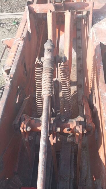 Pres bağlayanlar: Satılır: “Kırgızstan” markalı saman-ot pressi (kvadrat balya presi) - — 5