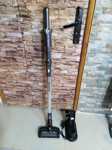 Ručni usisivači: Malo koriscen na lalafo.rs — 9 Ručni usisivači: Malo koriscen — 9