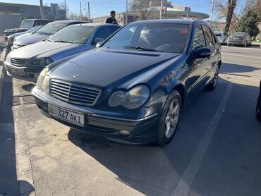 Mercedes-Benz C-Class: 2000 г., 3.2 л, Автомат, Газ, Седан
