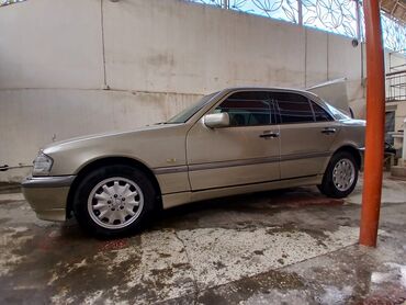 Mercedes-Benz: Mercedes-Benz C 200: 2 l | 1999 il Sedan — 6