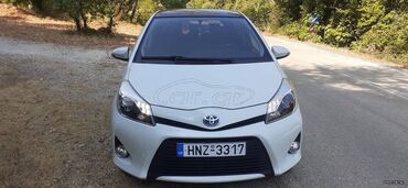 Toyota Yaris: 1.5 l | 2013 year Hatchback