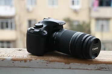 canon r5: Fotoaparat canon. Munasib qiymete. Zoom lens 18-55mm ve 75-300mm