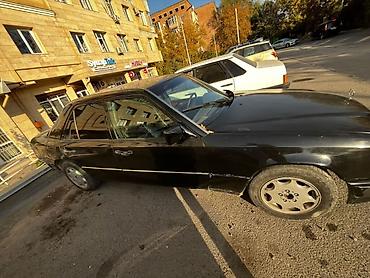sl 55: Mercedes-Benz E-Class: 1992 г., Седан — 3