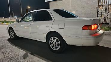 Toyota: Toyota Camry: 1999 г., 2 л, Автомат, Бензин, Седан — 3