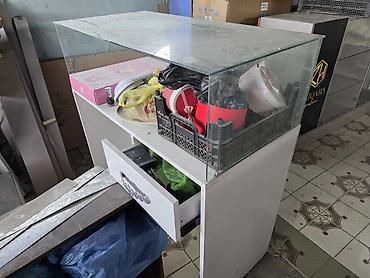 Rəflər: Ağ rəngli çoxbölməli rəf - Material: MDF/taxta əsaslı panel - Rəng — 28