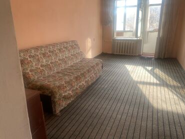 сдаю квартиру восток 5: 2 комнаты, Собственник, С подселением, С мебелью частично