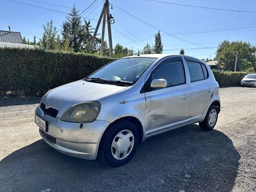 одсей 1: Toyota Vitz: 1999 г., 1 л, Автомат, Бензин