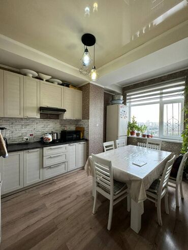 Медицинские центры: 4 комнаты, 120 м², Элитка, 10 этаж, Евроремонт