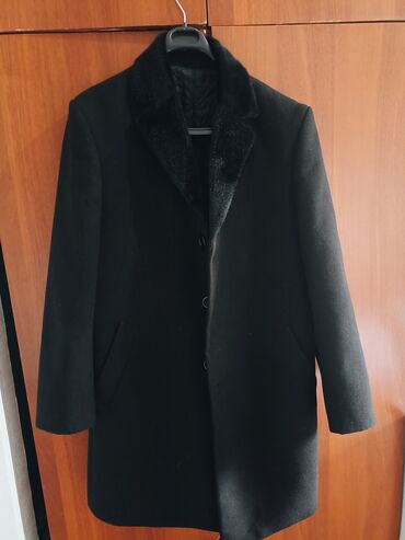 пальто дордой инстаграм: Эркектердин пальтосу, 3XL (EU 46), Dominant, Колдонулган, түсү - Кара, Өзү алып кетүү