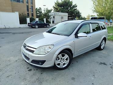 kia ceed 2010: Opel Astra: 1.3 l | 2006 il 306000 km Universal — 1