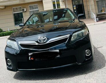 Toyota: Toyota Camry: 2010 г., Гибрид, Седан