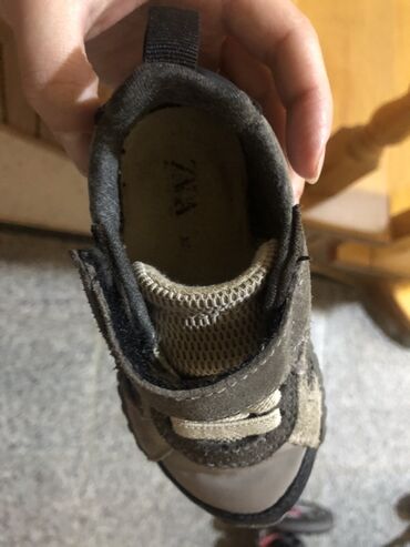 Dəstlər: Körpə geyim dəsti - 3 ədəd qalın, ayaqlı tulum: - Açıq mavi rəngdə — 20