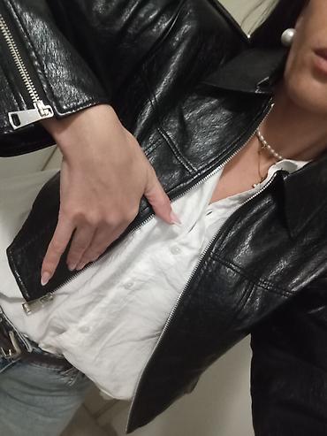 pull and bear torbe: Kožna jakna M, bоја - Crna — 7