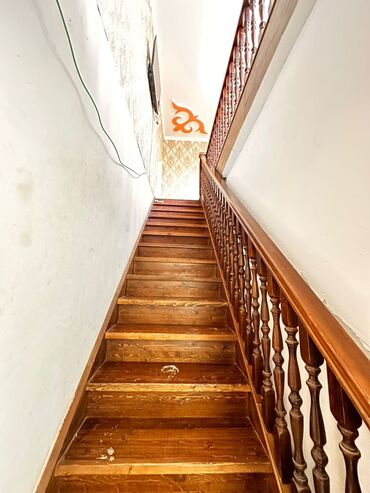 Долгосрочная аренда домов: 250 м², 7 комнат — 12