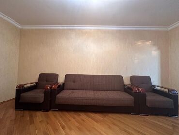 Divan və kreslo dəstləri: İşlənmiş, Divan, 2 kreslo, Bazalı, Açılan lalafo.az -da Divan və kreslo dəstləri: İşlənmiş, Divan, 2 kreslo, Bazalı, Açılan