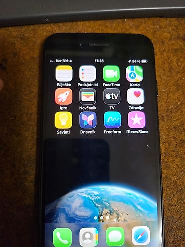 Apple iPhone: IPhone SE 2020 – 64 GB,84%Bhelta crna boja Telefon je polu ispravan — 5