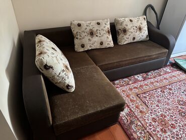 Другая мебель: Угловой диван-кровать от фирмы “Lina” сделан очень качественно и — 3