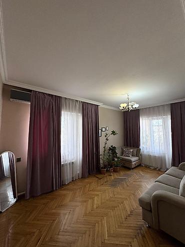 Bakı, 3 otaqlı, Köhnə tikili, m. Əhmədli, 82 kv. m