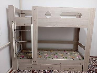 bunk bed: Продаётся Детская двухъярусная кровать из ЛДСП в светлом Цена 10000 — 1
