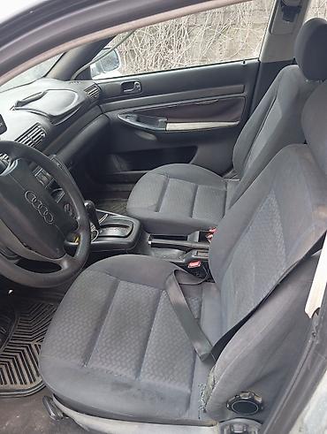 Audi: Audi A4: 1995 г., Седан — 8