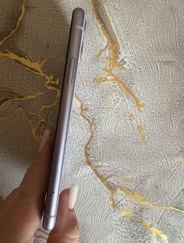 Apple iPhone: IPhone 11, 64 GB — 7