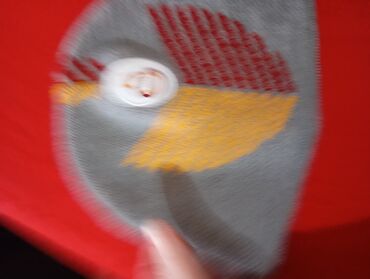 Kape, šalovi i rukavice: Kape zenske,muske,deciji i salovi.Novo i kao novo kape po 250d salovi — 23