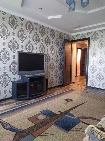 суточные квартиры в бишкеке район политех: 2 комнаты, Агентство недвижимости, Без подселения, С мебелью полностью