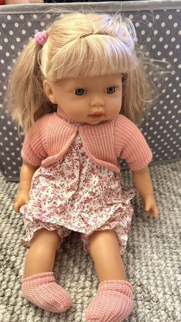 Oyuncaqlar: Müxtəlif qiymətlərə 5-15 azn arası yumşaq plyuş oyuncaqlar Təsvir: - — 13