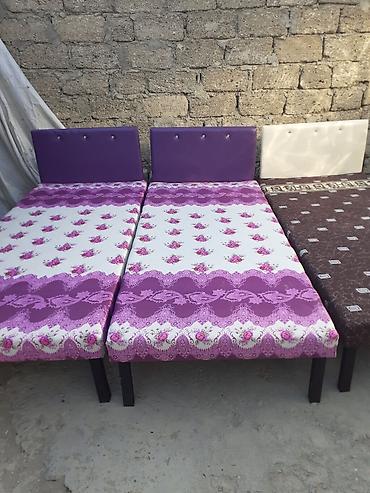 Krovat
Taza hazırı var 
İstadiyiviz rangda sifariş vera bilarsiniz
