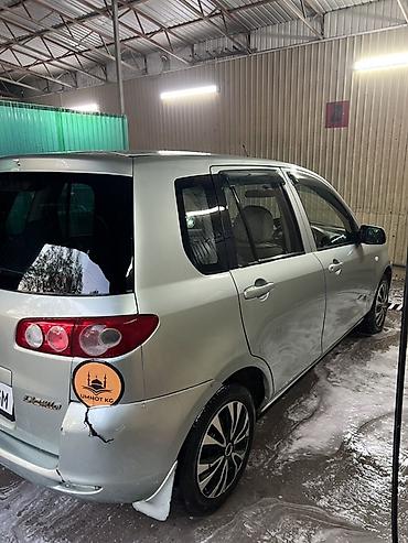 Продажа авто: Mazda Demio: 2004 г., 1.3 л, Автомат, Бензин, Хэтчбэк — 3