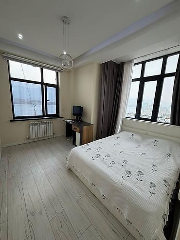 60: 2 комнаты, 60 м², 12 мкр Элитка, 4 этаж, Евроремонт — 5