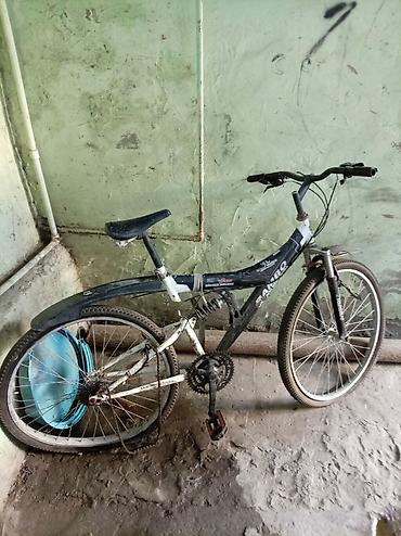 26 velosipedler: Velosiped – RAMBO markalı, şəhər/dağ tipli Xüsusiyyətlər: - Çərçivə — 1