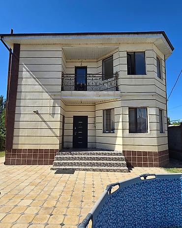 первое: ✨ Продаются два дома на одном участке в ж/м Ала-Тоо ✨ 🏡 — 2