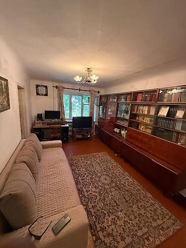 group: 3 комнаты, 54 м², Хрущевка, 1 этаж — 3