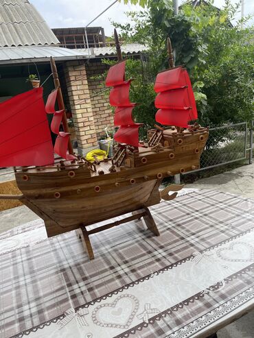 Модели кораблей: Продаю Карабаль можно поставить дома в офисе в кабинете или же — 5