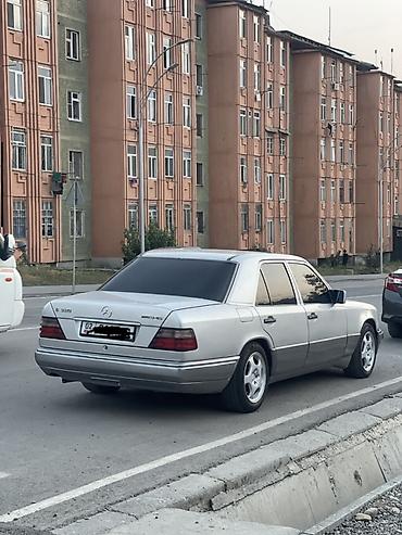 terrano 2: Mercedes-Benz E-Class: 1994 г., 3.2 л, Автомат, Газ, Седан — 3