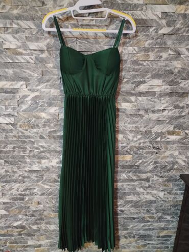 haljina univerzalna: One size, bоја - Zelena, Drugi stil, Na bretele