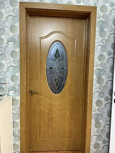 qapi ve pencere: Daxili qapı – klassik dizayn - Material: ağac teksturalı MDF/laminat — 1