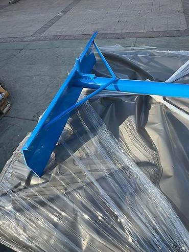 drvo dub: Metalna ravnjača/strugač za površine - Robusna čelična konstrukcija — 1