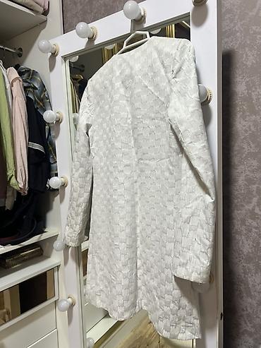 Palto, Waggon, M, rəng - Ağ lalafo.az -da Palto, Waggon, M, rəng - Ağ