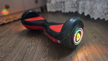 ЗИЛ: Özünü tarazlayan elektrikli skuter (hoverboard) - İki təkərli