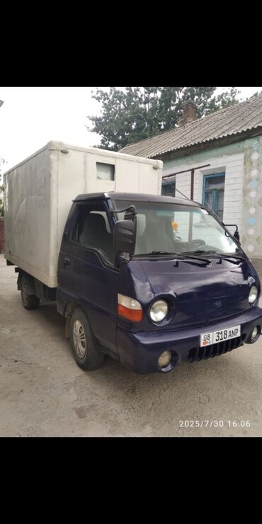 обмен на грузовое авто: Жеңил жүк ташуучу унаа, Hyundai, 1,5 т, Колдонулган