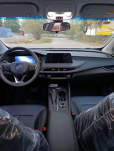 Buick: Buick : 2023 г., Электромобиль, Хэтчбэк — 12