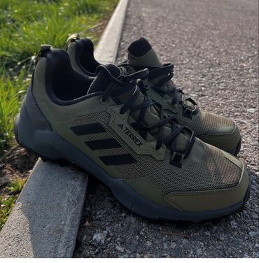 зимняя обувь для мужчин: Кроссовки для треккинга Adidas Terrex Новые ЛИКВИДАЦИЯ!!! Старая цена