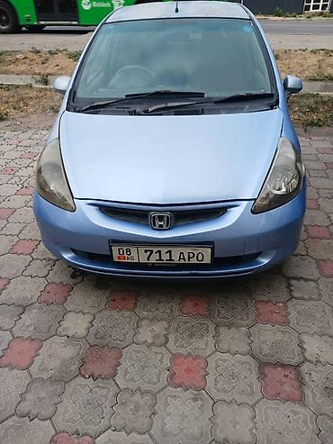 Honda Fit: 2006 г., 1.5 л, Вариатор, Бензин, Хэтчбэк at lalafo.kg Honda Fit: 2006 г., 1.5 л, Вариатор, Бензин, Хэтчбэк