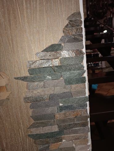 Кафель мозаика: Продаётся натуральный камень отделочный - декоративный.Для внутренних — 4